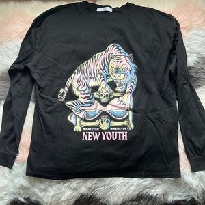 Adika Oversized Long Sleeve Tee